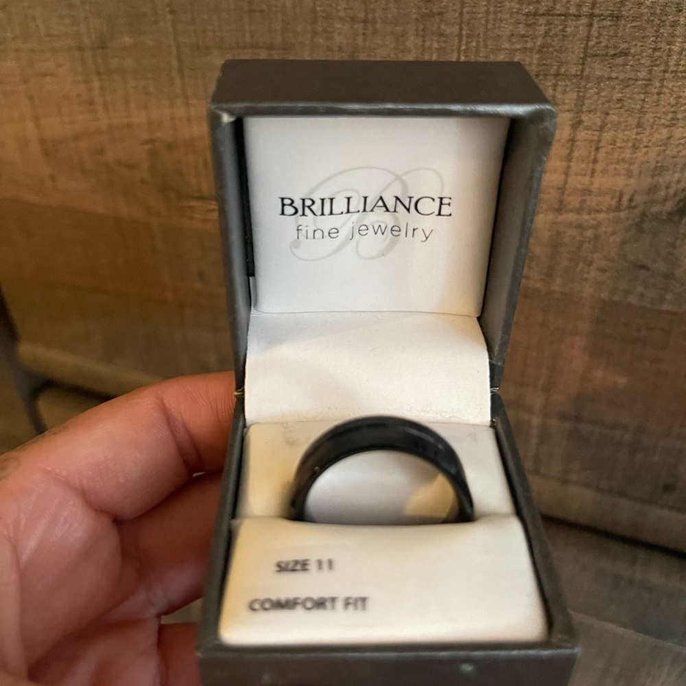 Black Tungsten Jewelry Ring with Modern Design